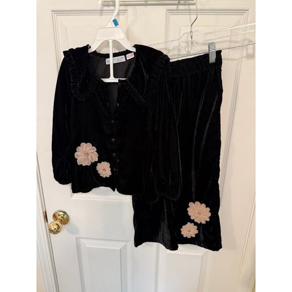 Copied - Zara Girl Velour Holiday Set - Picture 7 of 7